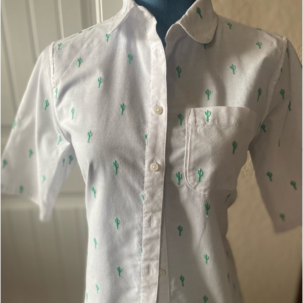 Lands End women's button shirt